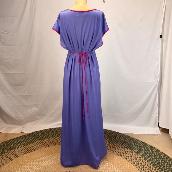 VINTAGE 80s silky nylon nightgown maxi long gown purple blue short sleeve floral - Picture 6 of 12
